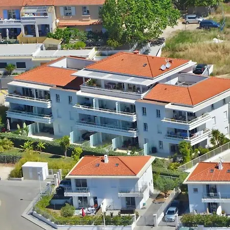 Le Royal Rivage - Piscine - A 200m De La *